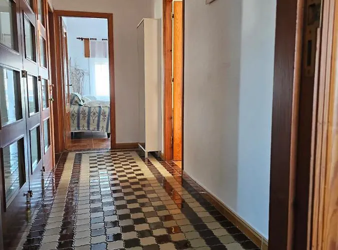 As Rosas Turisticos * Cambados